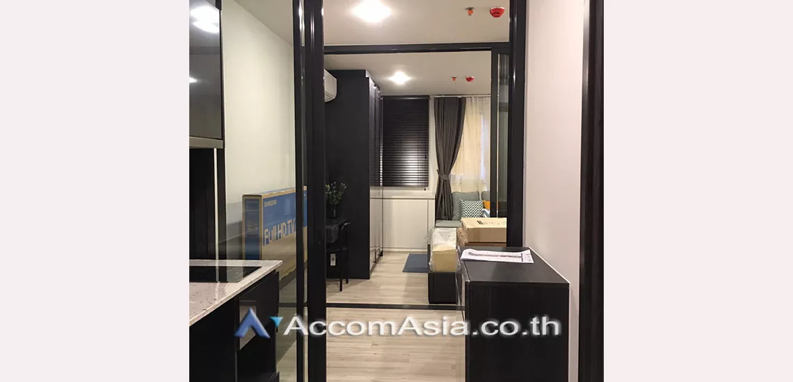 8  1 br Condominium For Rent in Ratchadapisek ,Bangkok MRT Sutthisan at XT Huaikhwang  AA30158
