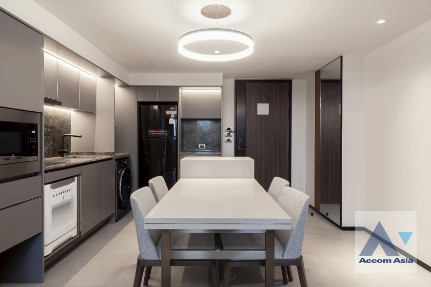 4  2 br Apartment For Rent in Sukhumvit ,Bangkok BTS Asok - MRT Sukhumvit - MRT Queen Sirikit National Convention Center at Low rise with convenient location AA30162