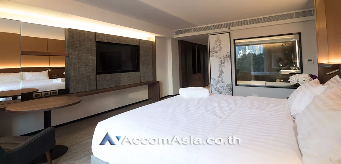 6  2 br Apartment For Rent in Sukhumvit ,Bangkok  at Low rise with convenient location AA30163