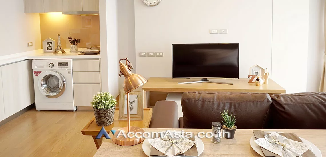 unit 1 Bedroom  Condominium For Rent & Sale in Sukhumvit, Bangkok  near BTS Phrom Phong (AA30180)