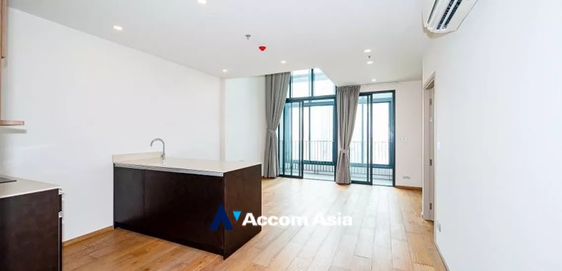 Duplex Condo |  2 Bedrooms  Condominium For Sale in Phaholyothin, Bangkok  near BTS Chitlom (AA30187)