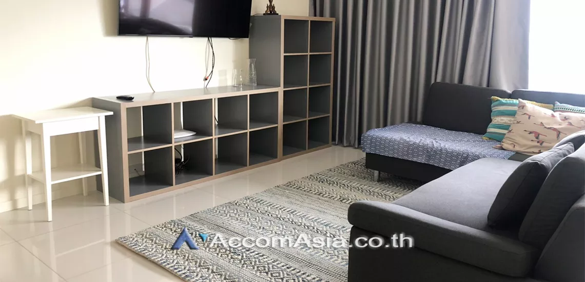 unit 2 Bedrooms  Condominium For Rent in Sathorn, Bangkok  near MRT Khlong Toei (AA30204)