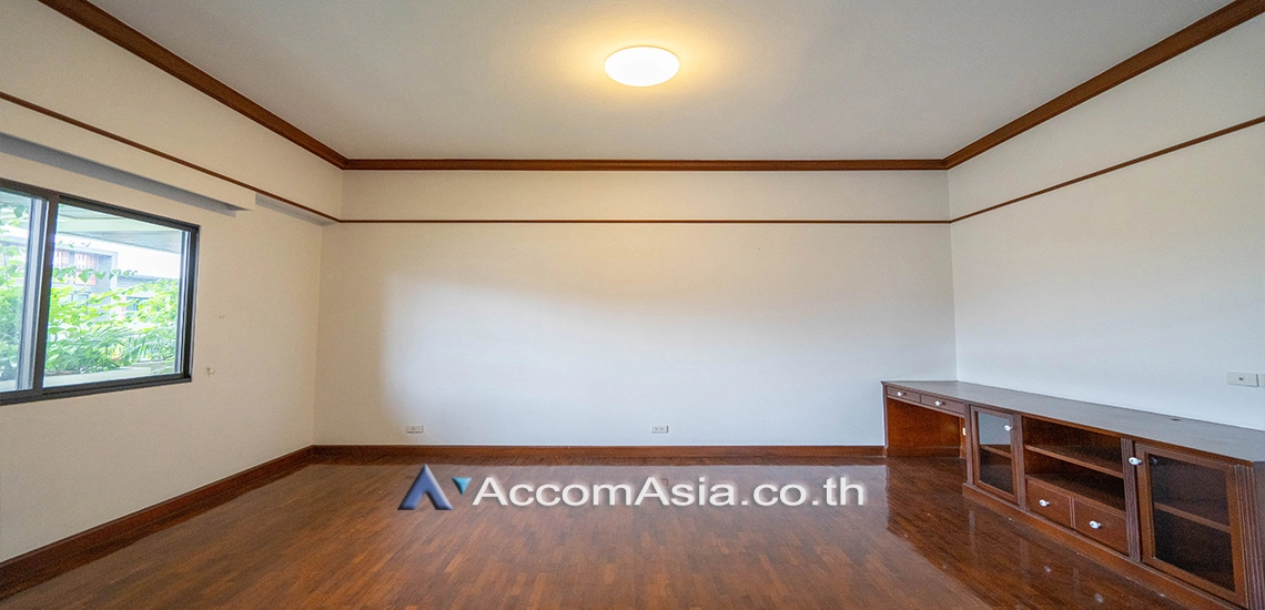 7  3 br Apartment for rent and sale in Sukhumvit ,Bangkok BTS Ekkamai at A peaceful location AA30211