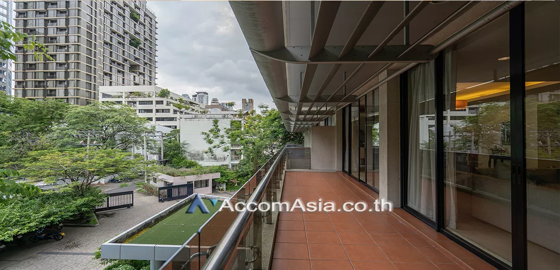 4  3 br Apartment For Rent in Ploenchit ,Bangkok BTS Ploenchit at Set on Landscape Court Yard AA30212