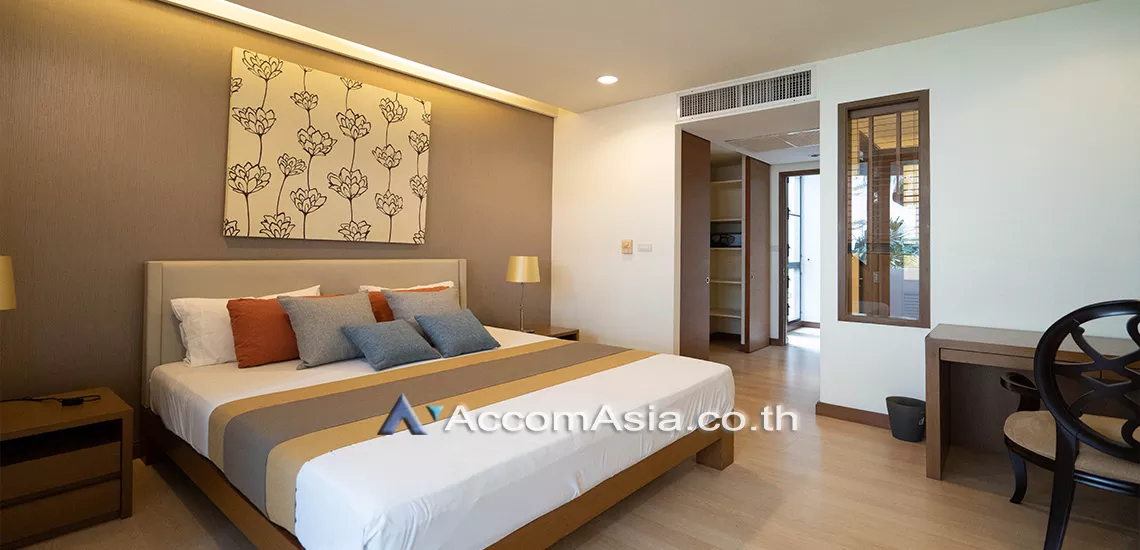 6  3 br Apartment For Rent in Ploenchit ,Bangkok BTS Ploenchit at Set on Landscape Court Yard AA30212
