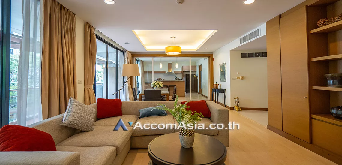 Pet friendly |  Set on Landscape Court Yard Apartment  3 Bedroom for Rent BTS Ploenchit in Ploenchit Bangkok
