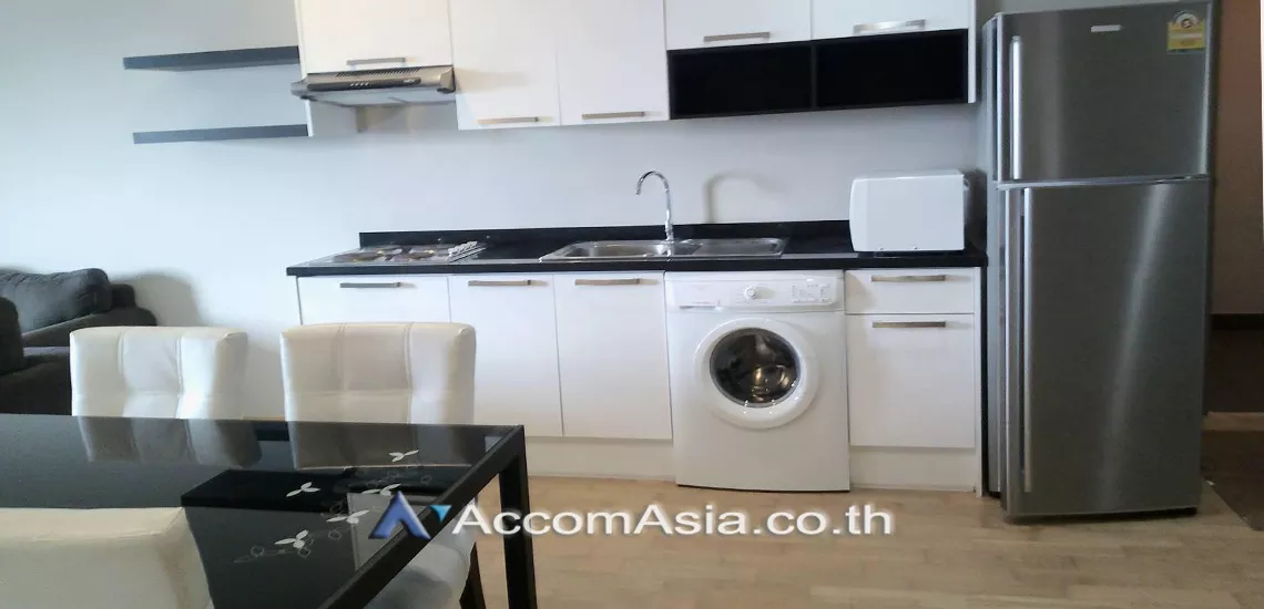  2 Bedrooms  Condominium For Rent & Sale in Sukhumvit, Bangkok  near BTS Ekkamai (AA30215)