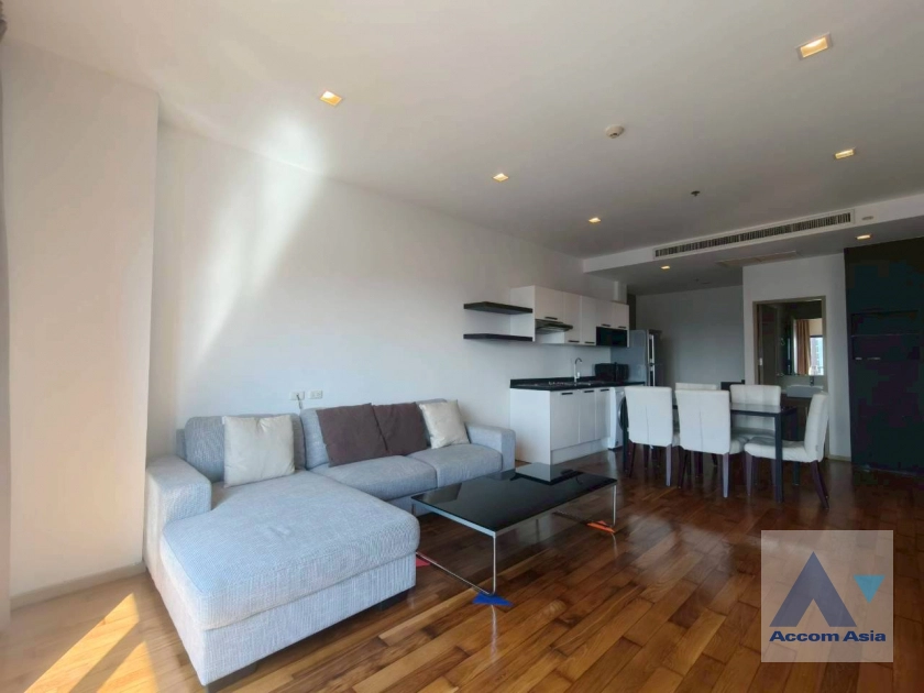 unit 2 Bedrooms  Condominium For Rent & Sale in Sukhumvit, Bangkok  near BTS Ekkamai (AA30215)