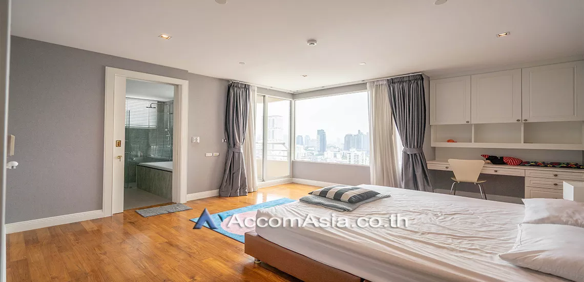 8  4 br Condominium For Rent in Sukhumvit ,Bangkok BTS Phrom Phong at Ideal 24 AA30217