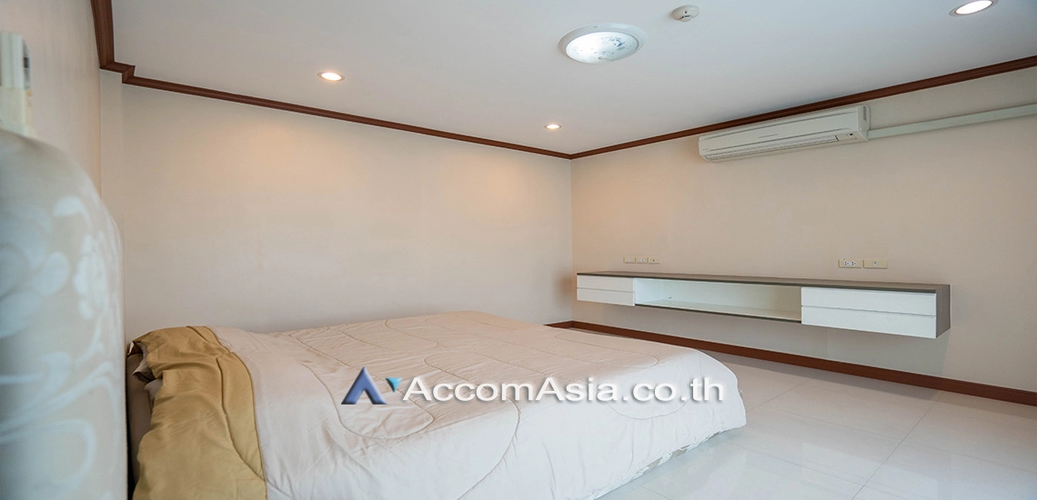 9  3 br Apartment For Rent in Sukhumvit ,Bangkok BTS Ekkamai at Spacious Unique AA30221