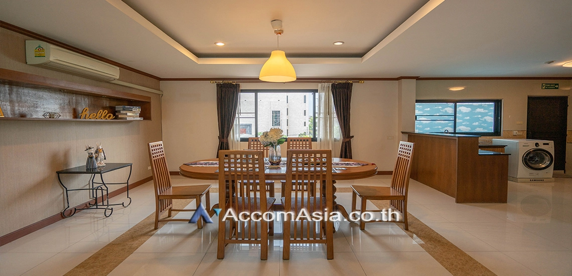  1  3 br Apartment For Rent in Sukhumvit ,Bangkok BTS Ekkamai at Spacious Unique AA30221