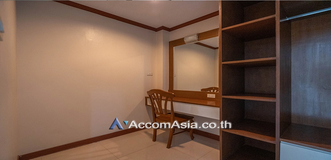10  3 br Apartment For Rent in Sukhumvit ,Bangkok BTS Ekkamai at Spacious Unique AA30221