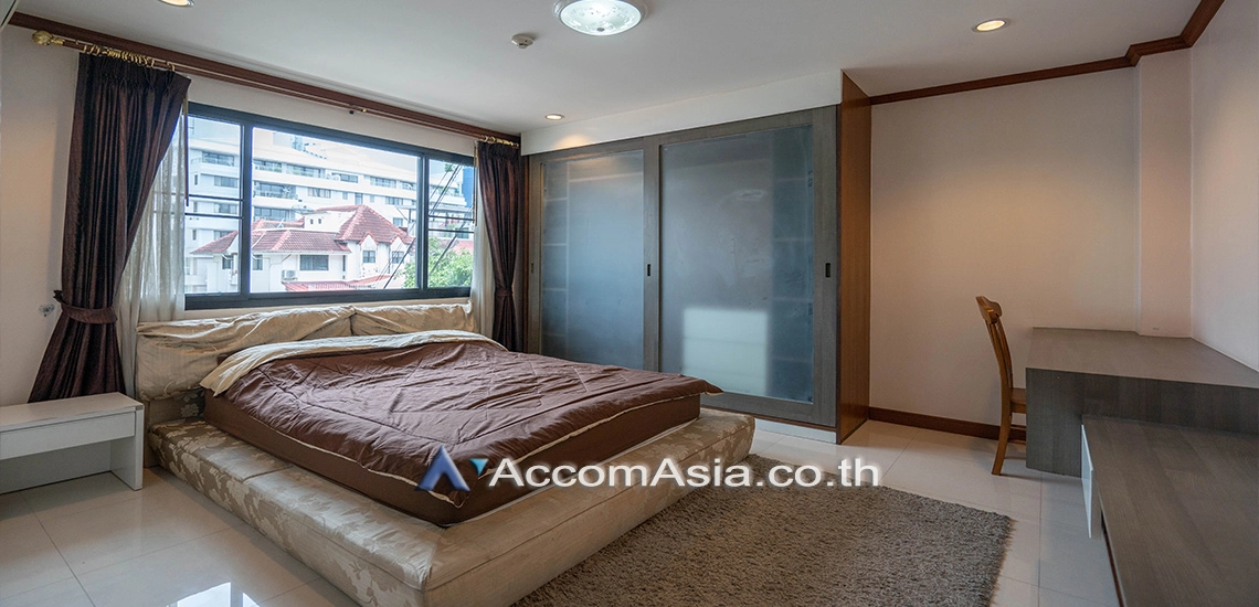 6  3 br Apartment For Rent in Sukhumvit ,Bangkok BTS Ekkamai at Spacious Unique AA30221