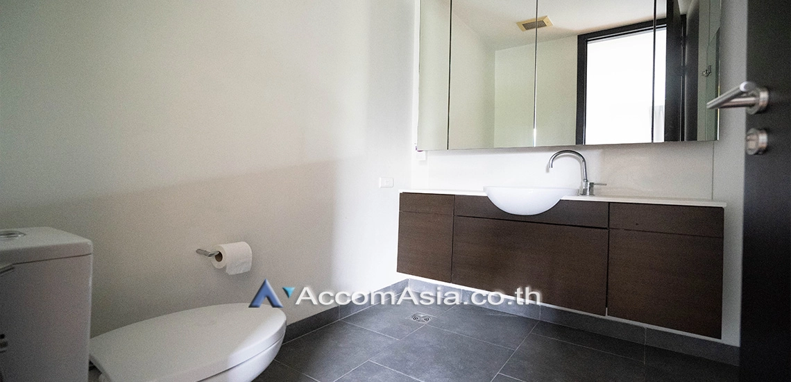 9  3 br Condominium For Rent in Sathorn ,Bangkok BRT Thanon Chan at The Lofts Yennakart AA30222