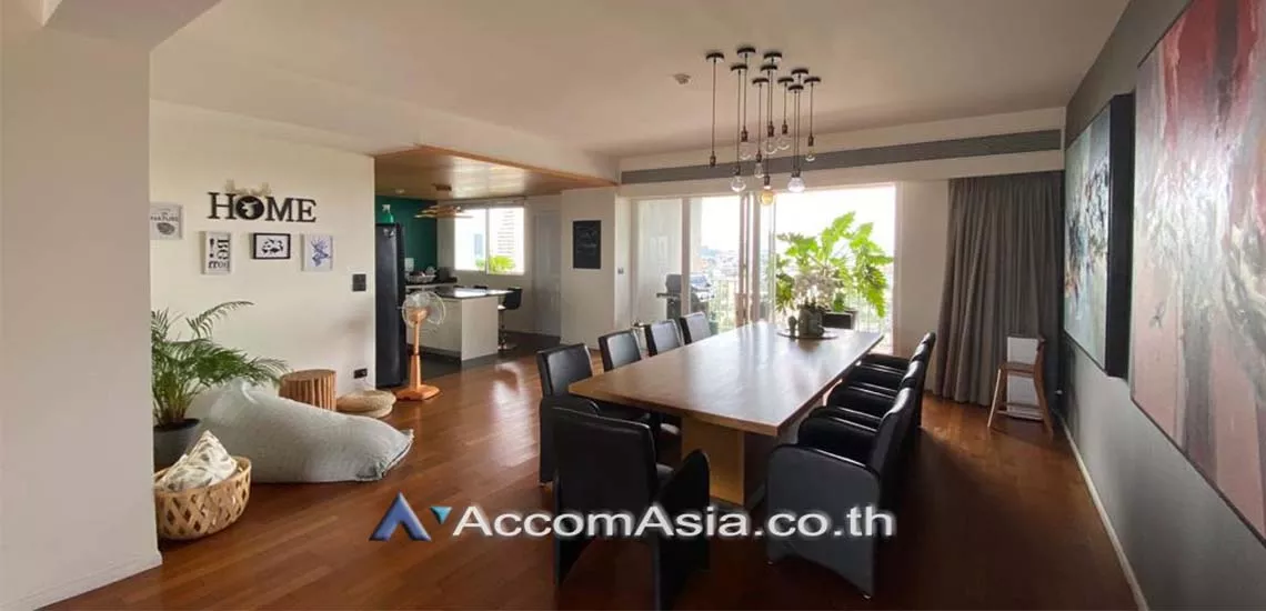 unitBig Balcony, Pet friendly |  4 Bedrooms  Condominium For Rent in Sukhumvit, Bangkok  near BTS Ekkamai (AA30227)