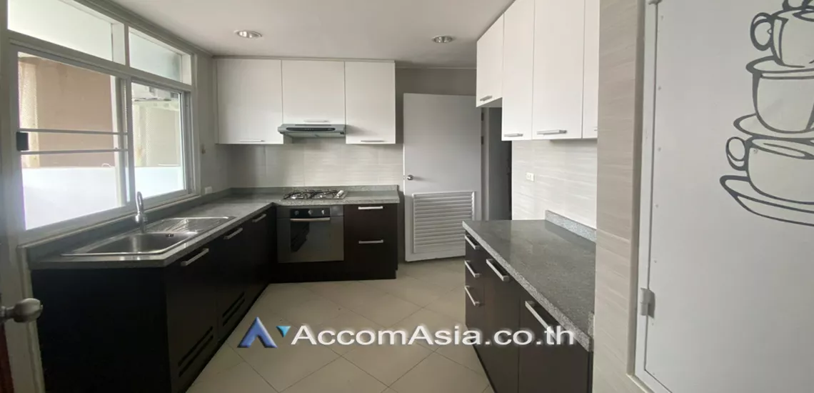 unit 3 Bedrooms  Condominium For Rent in Sukhumvit, Bangkok  near BTS Thong Lo (AA30229)