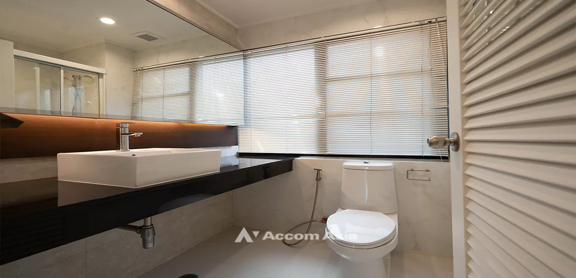 10  3 br Apartment For Rent in Sukhumvit ,Bangkok BTS Asok - MRT Sukhumvit at Spacious Room AA30231