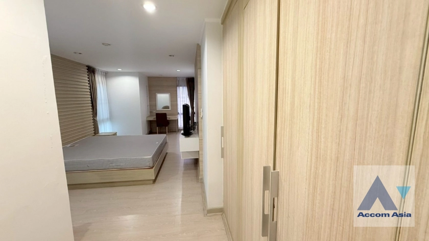 13  3 br Apartment For Rent in Sukhumvit ,Bangkok BTS Asok - MRT Sukhumvit at Spacious Room AA30231