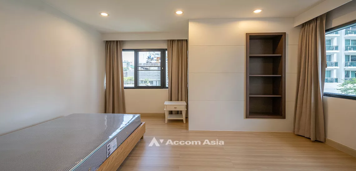 8  3 br Apartment For Rent in Sukhumvit ,Bangkok BTS Asok - MRT Sukhumvit at Spacious Room AA30232