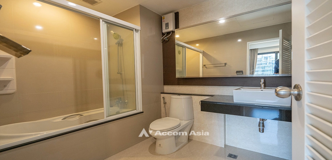 9  3 br Apartment for rent and sale in Sukhumvit ,Bangkok BTS Asok - MRT Sukhumvit at Spacious Room AA30232