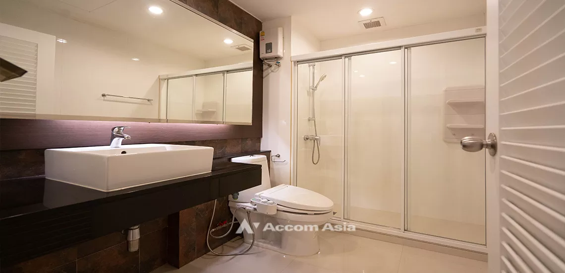 10  3 br Apartment For Rent in Sukhumvit ,Bangkok BTS Asok - MRT Sukhumvit at Spacious Room AA30232