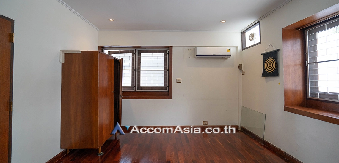 14  3 br House For Rent in Sathorn ,Bangkok BTS Chong Nonsi - MRT Lumphini AA30234
