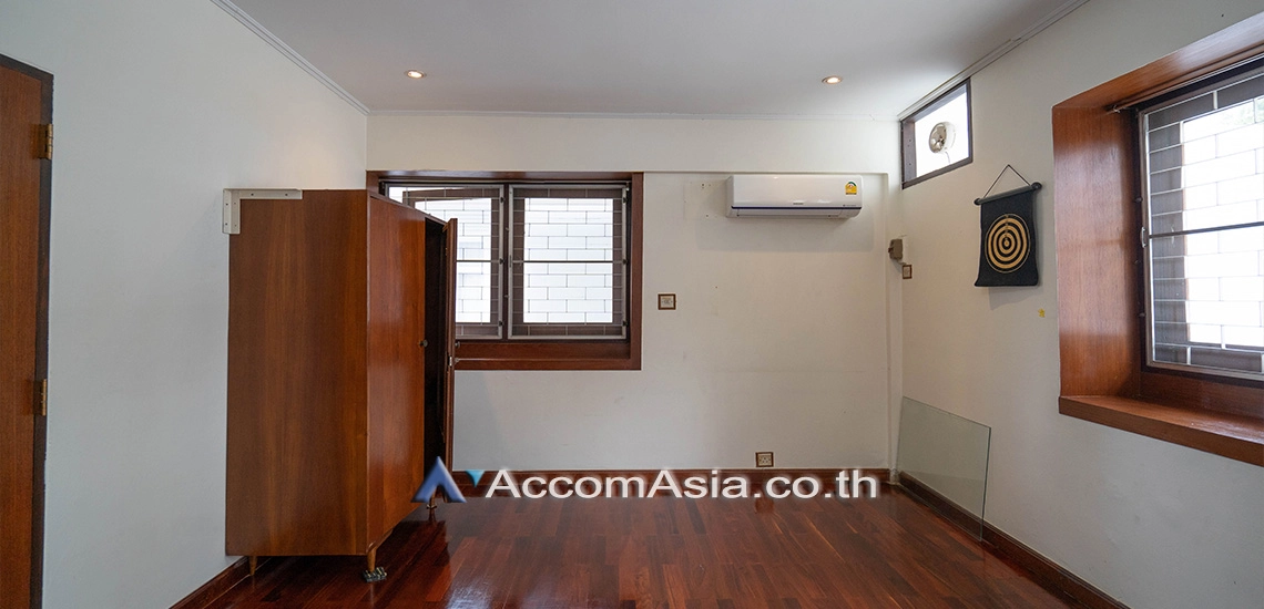 14  3 br House For Rent in sathorn ,Bangkok BTS Chong Nonsi - MRT Lumphini AA30234