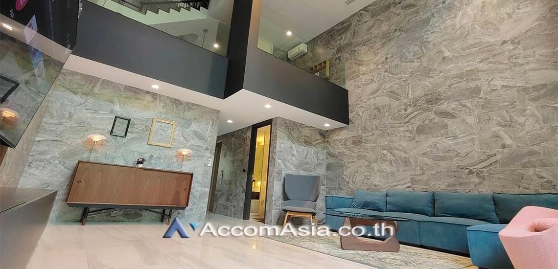 unit 4 Bedrooms  Townhouse For Rent & Sale in Sukhumvit, Bangkok  near BTS Asok - MRT Sukhumvit (AA30237)
