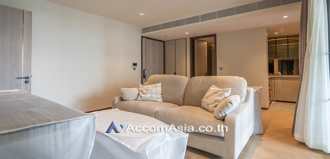 unit 2 Bedrooms  Condominium For Rent in Sukhumvit, Bangkok  near BTS Ekkamai (AA30246)