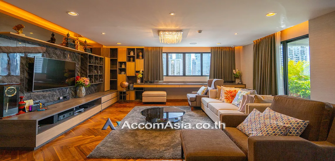  2 Bedrooms  Condominium For Rent & Sale in Silom, Bangkok  near BTS Chong Nonsi (AA30251)