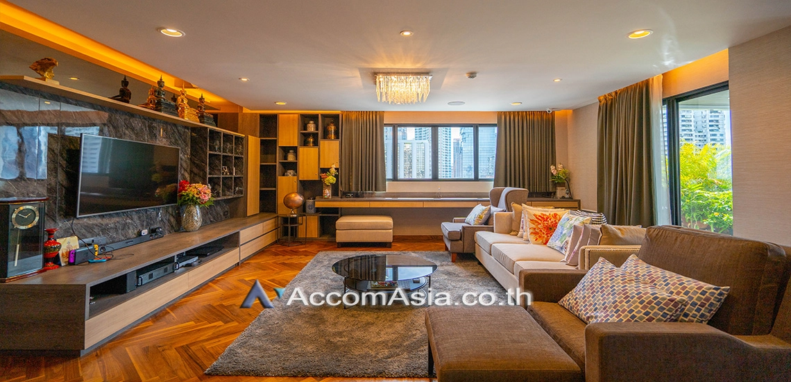 unit 2 Bedrooms  Condominium For Rent & Sale in Silom, Bangkok  near BTS Chong Nonsi (AA30251)