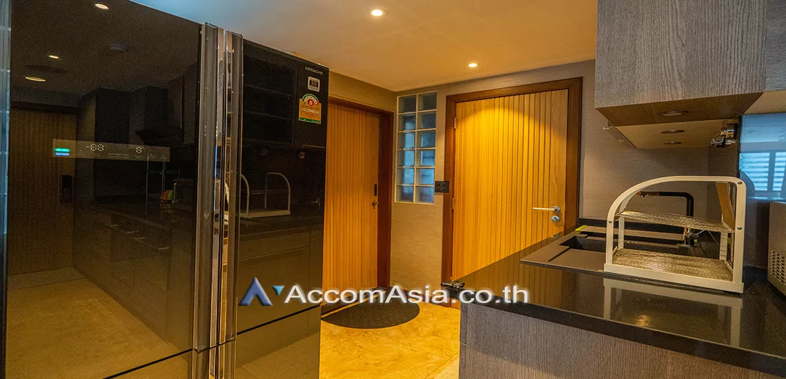 7  2 br Condominium for rent and sale in Silom ,Bangkok BTS Chong Nonsi at Pearl Garden AA30251