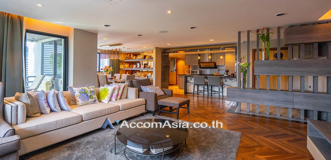 unit 2 Bedrooms  Condominium For Rent & Sale in Silom, Bangkok  near BTS Chong Nonsi (AA30251)
