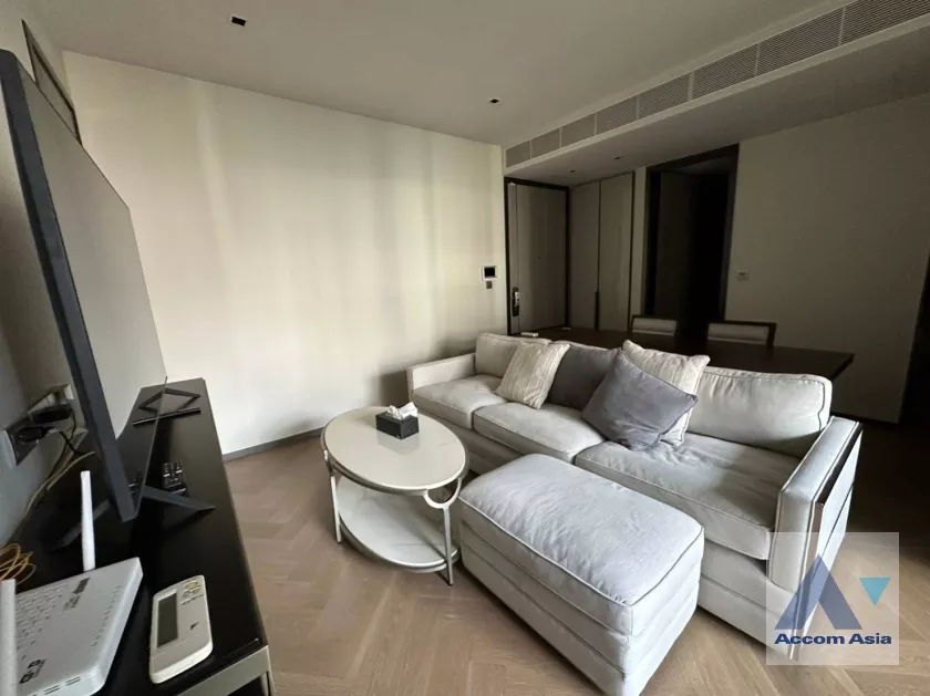  2 Bedrooms  Condominium For Rent in Sukhumvit, Bangkok  near BTS Ekkamai (AA30257)
