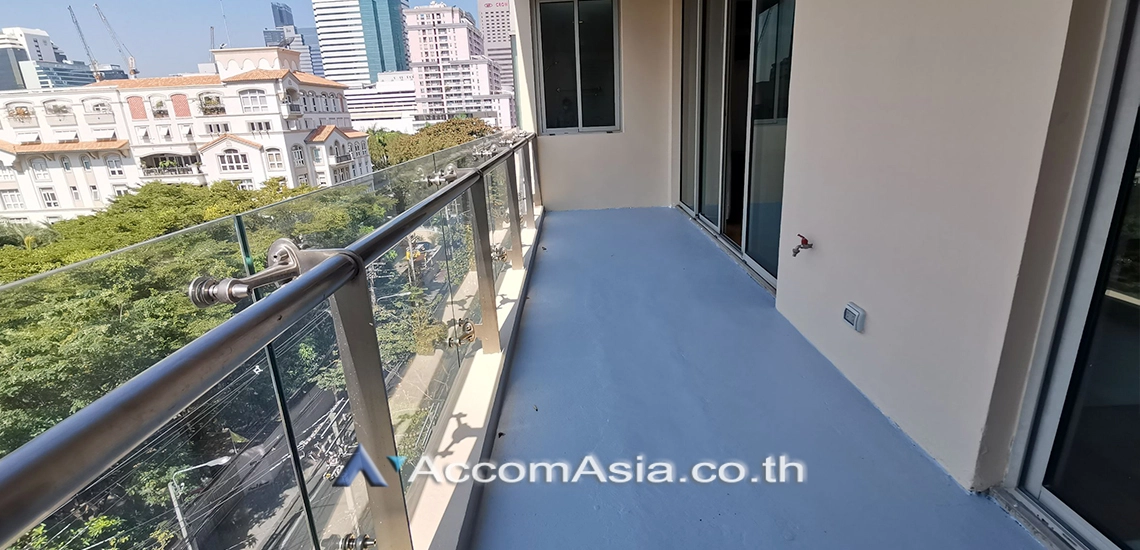 11  2 br Condominium For Rent in Silom ,Bangkok BTS Sala Daeng - MRT Silom at The Legend Saladaeng AA30267