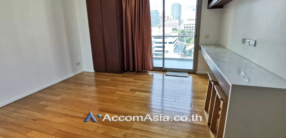 5  2 br Condominium For Rent in Silom ,Bangkok BTS Sala Daeng - MRT Silom at The Legend Saladaeng AA30267