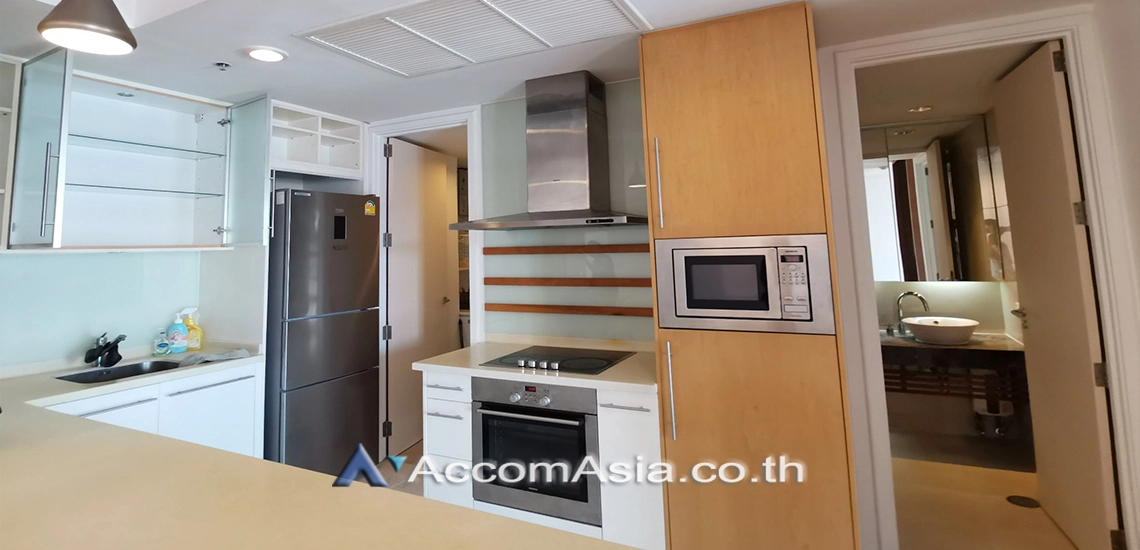 unitPet friendly |  2 Bedrooms  Condominium For Rent in Silom, Bangkok  near BTS Sala Daeng - MRT Silom (AA30267)