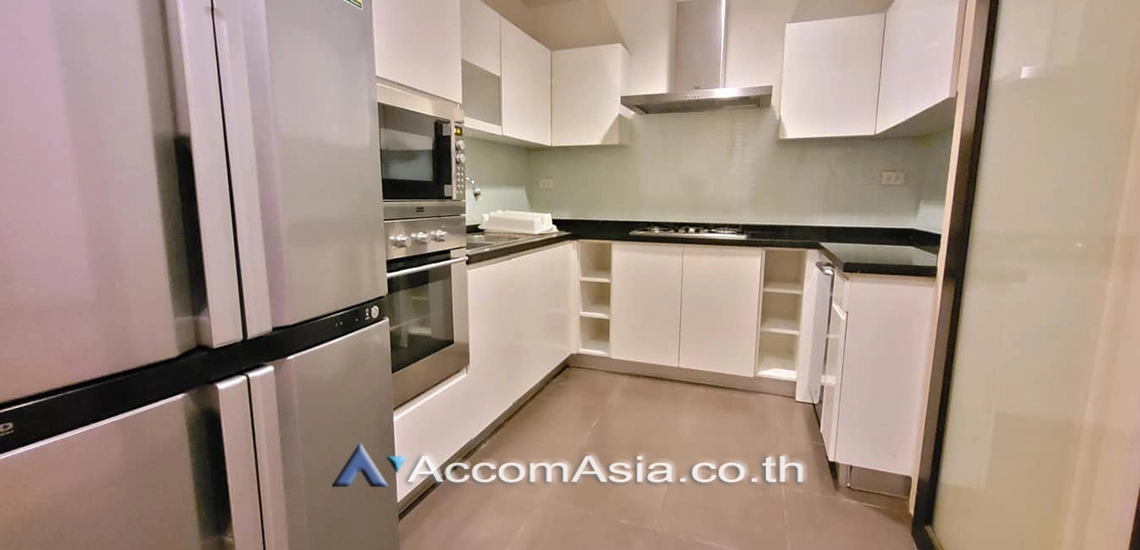 unitPet friendly |  2 Bedrooms  Apartment For Rent in Sukhumvit, Bangkok  near BTS Thong Lo (AA30268)