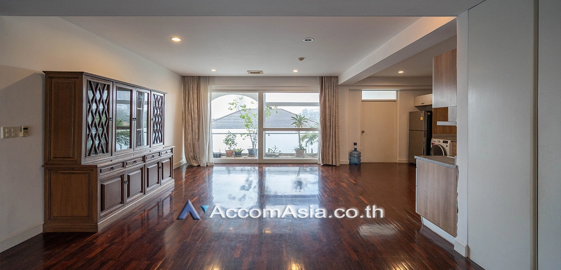 unitPet friendly |  3 Bedrooms  Apartment For Rent in Sukhumvit, Bangkok  near BTS Phrom Phong (AA30277)