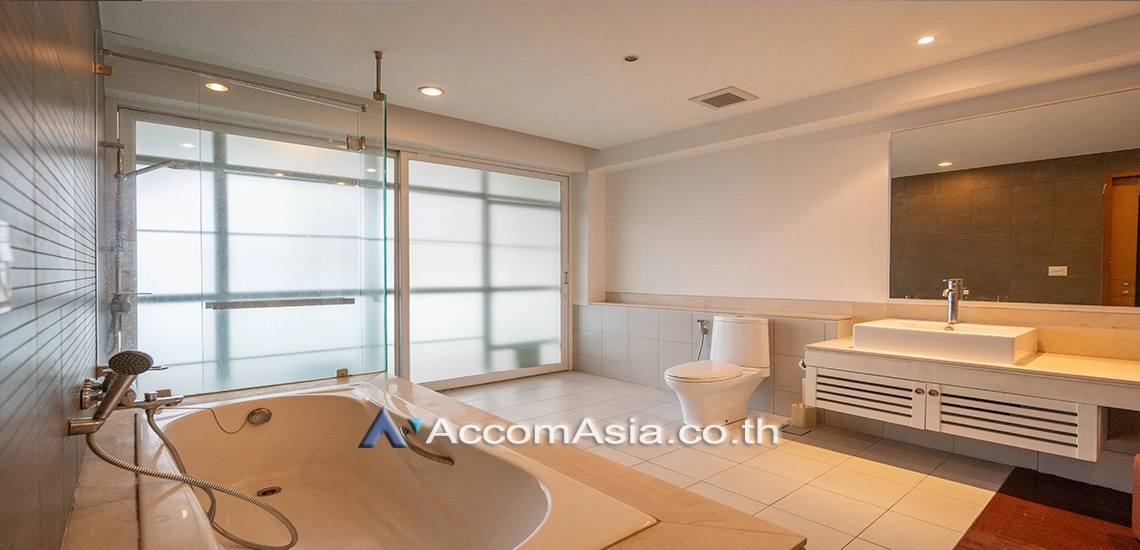 9  3 br Apartment For Rent in Sukhumvit ,Bangkok BTS Phrom Phong at Apartment For RENT AA30277