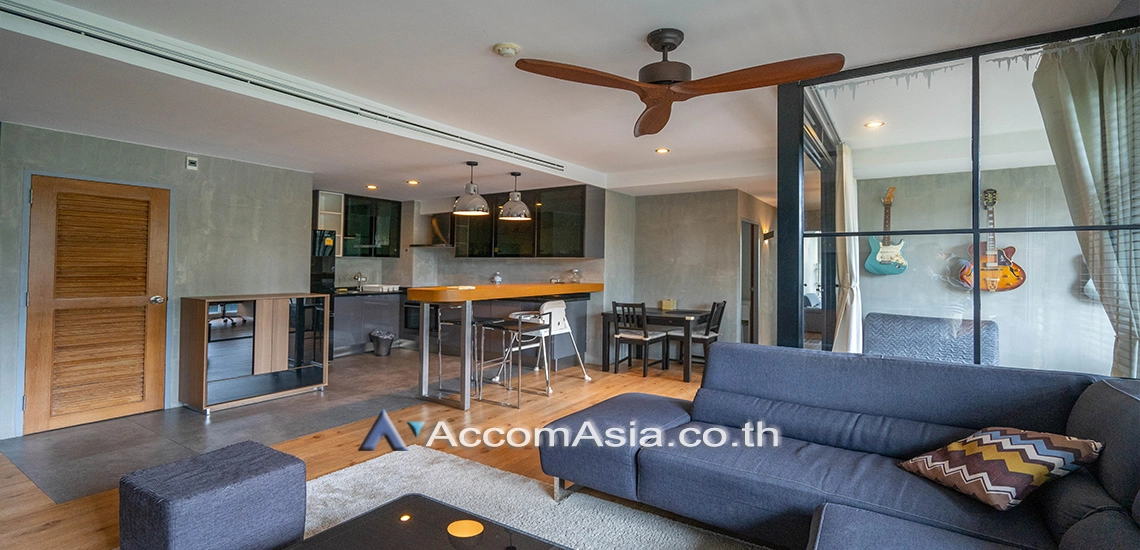 unit 3 Bedrooms  Condominium For Rent in Sukhumvit, Bangkok  near BTS Thong Lo (AA30290)