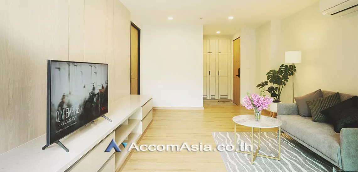 unit 1 Bedroom  Apartment For Rent in Sukhumvit, Bangkok  near BTS Ekkamai (AA30318)