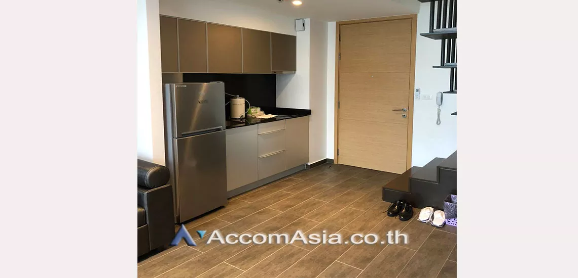 5  1 br Condominium For Rent in Sukhumvit ,Bangkok BTS Ekkamai at The Lofts Ekkamai  AA30320