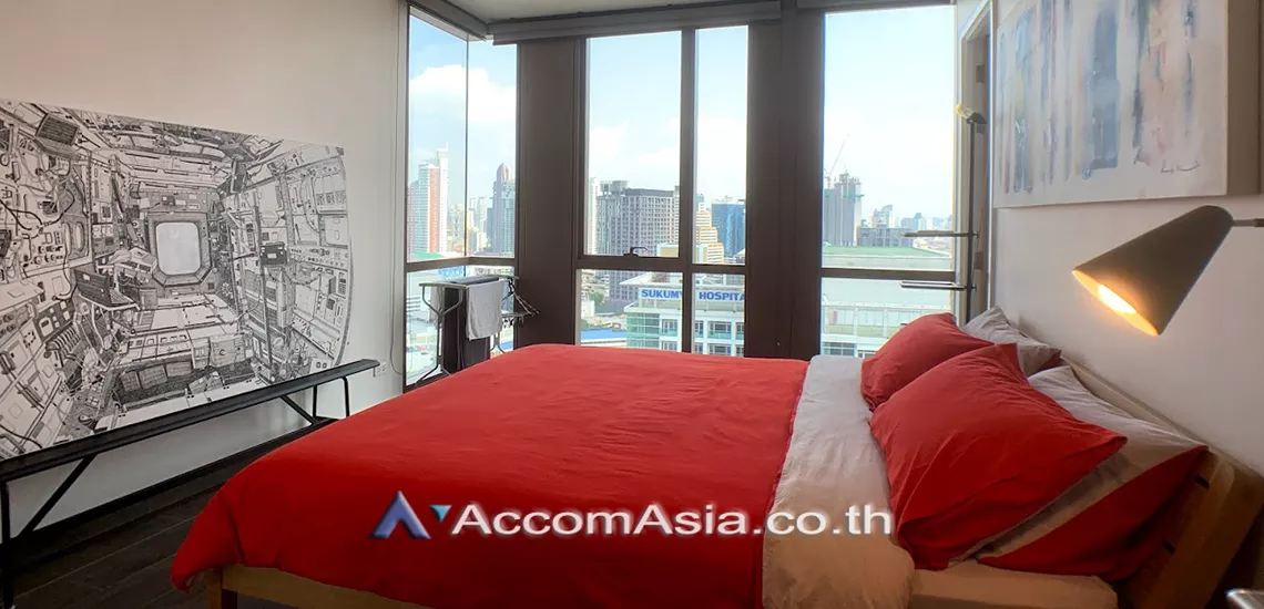unit 2 Bedrooms  Condominium For Rent in Sukhumvit, Bangkok  near BTS Ekkamai (AA30325)