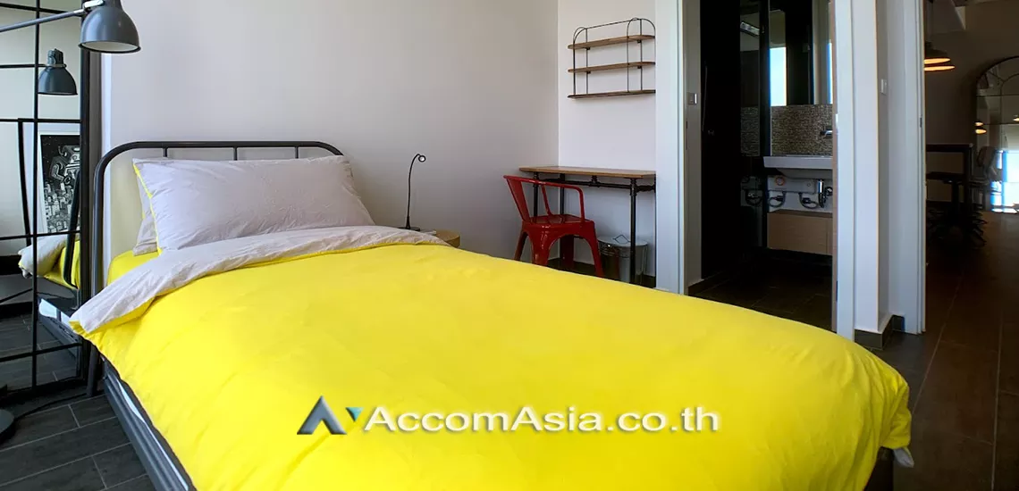 4  2 br Condominium For Rent in Sukhumvit ,Bangkok BTS Ekkamai at The Lofts Ekkamai  AA30325
