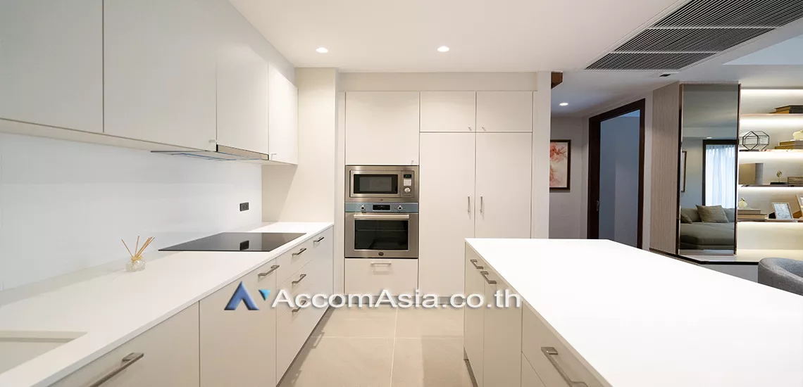 unit 2 Bedrooms  Condominium For Sale in Sukhumvit, Bangkok  near BTS Thong Lo (AA30332)
