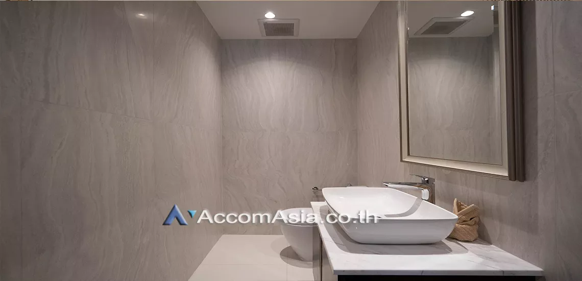 8  2 br Condominium For Sale in Sukhumvit ,Bangkok BTS Thong Lo at La Citta Delre AA30332