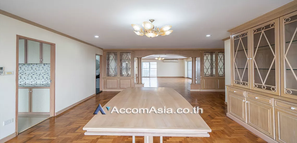 unit 3 Bedrooms  Condominium For Rent in Sukhumvit, Bangkok  near BTS Phrom Phong (AA30334)
