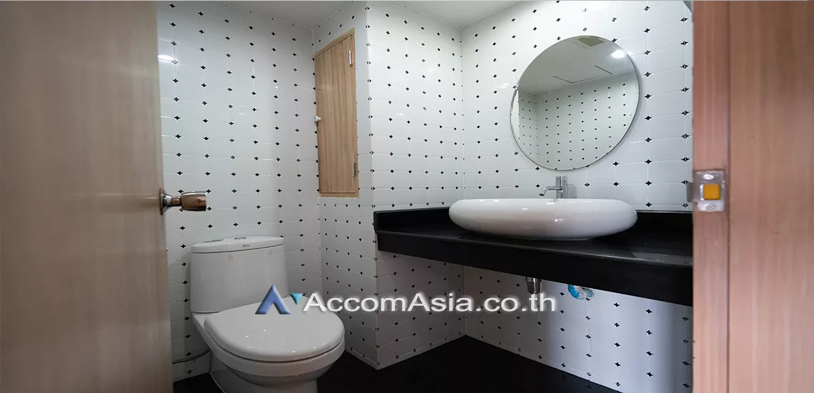 13  3 br Condominium For Rent in Sukhumvit ,Bangkok BTS Phrom Phong at Regent On The Park 3 AA30334