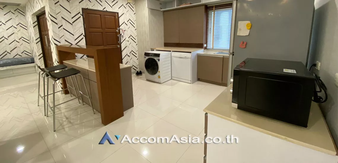 4  3 br Condominium For Rent in Sukhumvit ,Bangkok BTS Phrom Phong at 33 Tower AA30335